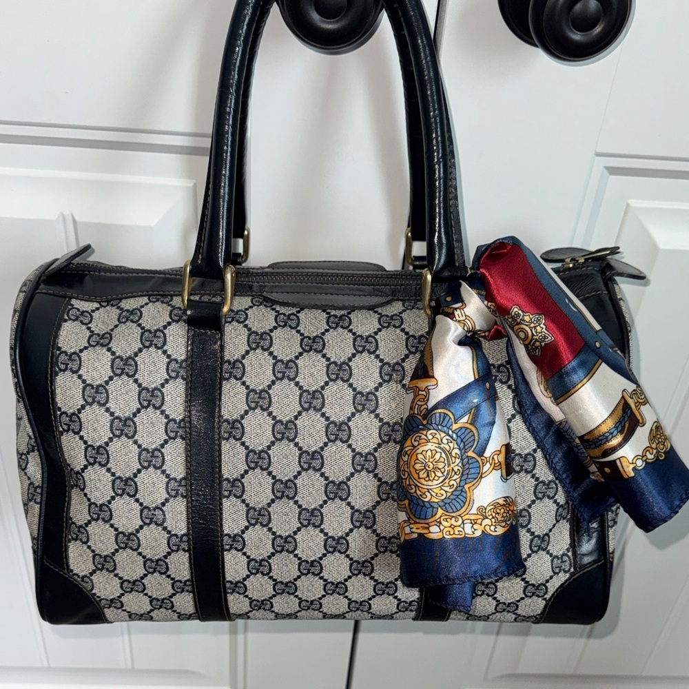 Gucci Supreme Boston Bag